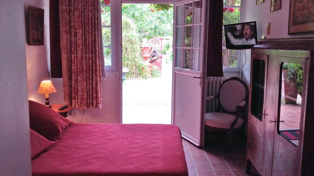 Le Vieux Vauvert Bed & Breakfast Rochecorbon Bagian luar foto