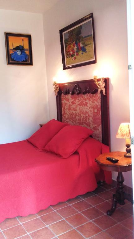 Le Vieux Vauvert Bed & Breakfast Rochecorbon Bagian luar foto