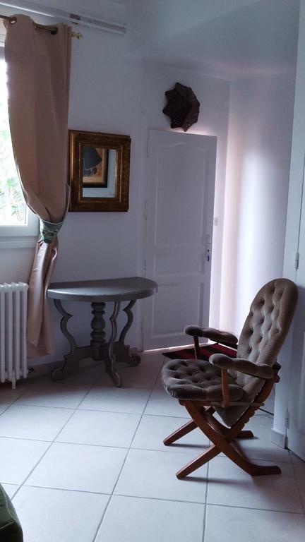 Le Vieux Vauvert Bed & Breakfast Rochecorbon Bagian luar foto