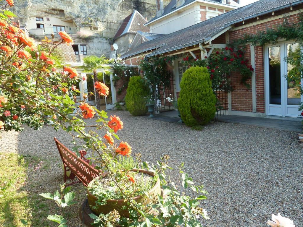 Le Vieux Vauvert Bed & Breakfast Rochecorbon Bagian luar foto