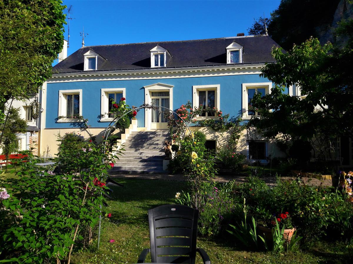 Le Vieux Vauvert Bed & Breakfast Rochecorbon Bagian luar foto