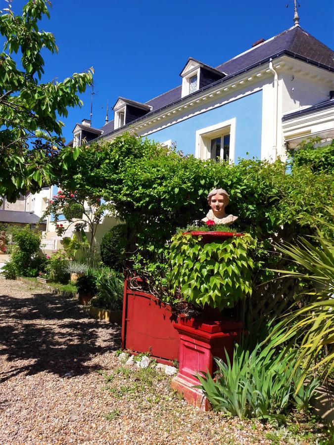 Le Vieux Vauvert Bed & Breakfast Rochecorbon Bagian luar foto